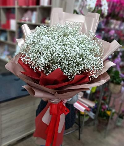 Букет цветов из: Гипсофила в Североуральске