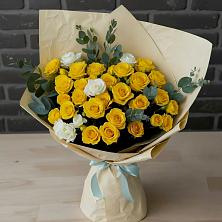 Букет цветов из:  Розы в Североуральске