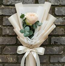 Букет цветов из:  Розы в Североуральске