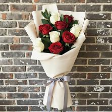 Букет цветов из:  Розы в Североуральске
