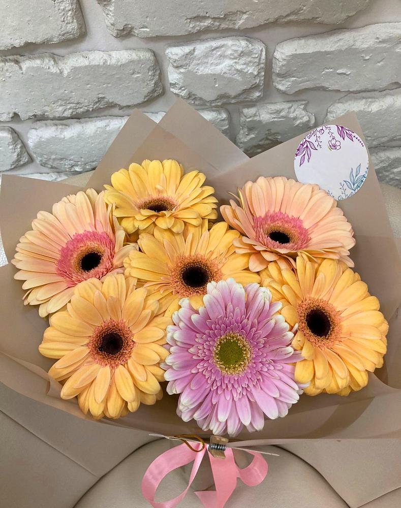 Букет цветов из: Герберы в Североуральске