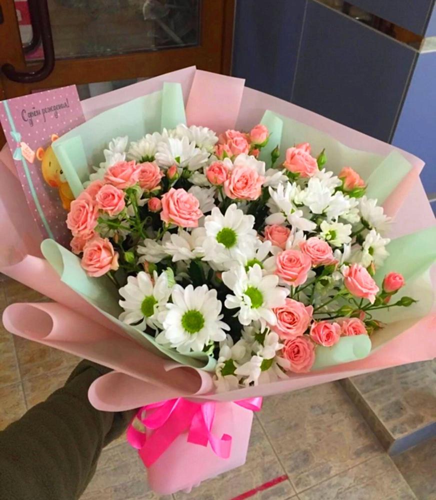 Букет цветов из: Розы и Хризантемы в Североуральске