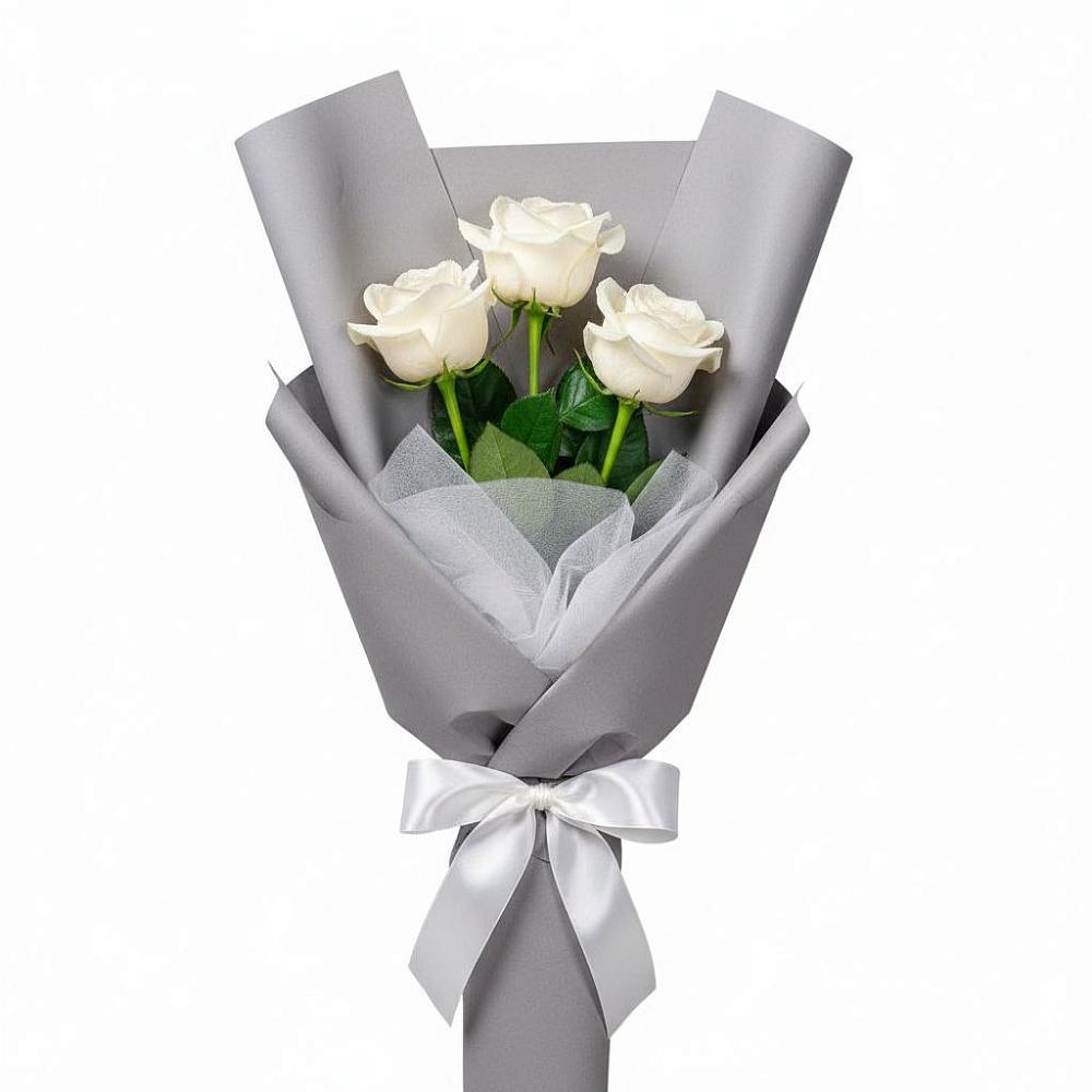 Букет 3 белые розы в Североуральске