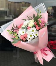 Букет цветов из:  Розы, Лизиантусы и Хризантемы в Североуральске