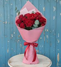 Букет цветов из:  Розы в Североуральске