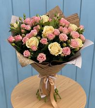 Букет цветов из:  Розы в Североуральске
