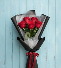 Букет цветов из:  Розы в Североуральске