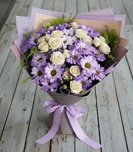 Букет цветов из:  Хризантемы и Розы в Североуральске